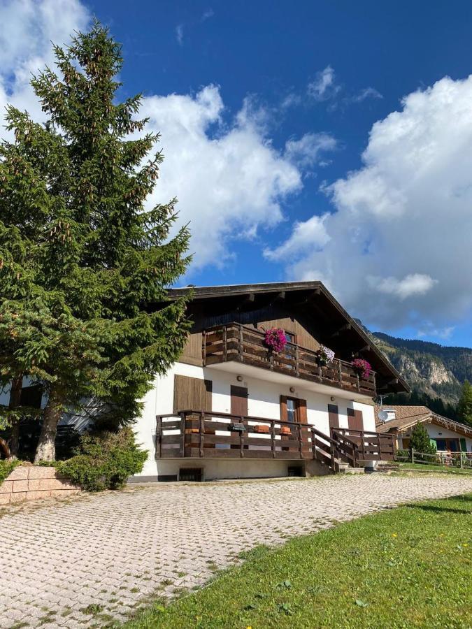 Chalet Relax Pozza di Fassa Exterior photo